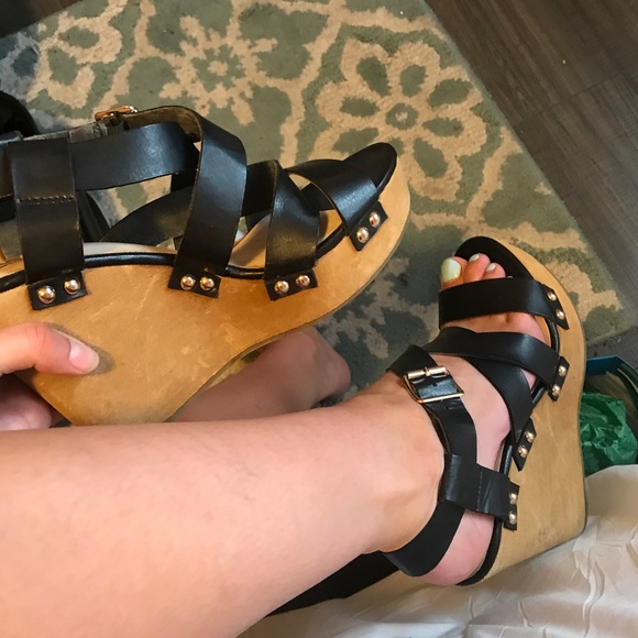 Black strap wedge heel - Picture 4 of 4